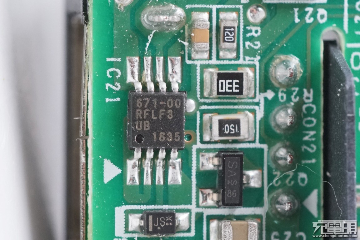 三星25wpd快充怎么拆解,三星25w充电器ta800