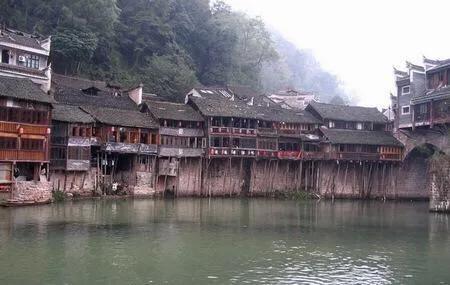 四川三汇吊脚楼图片,重庆中山古镇吊脚楼