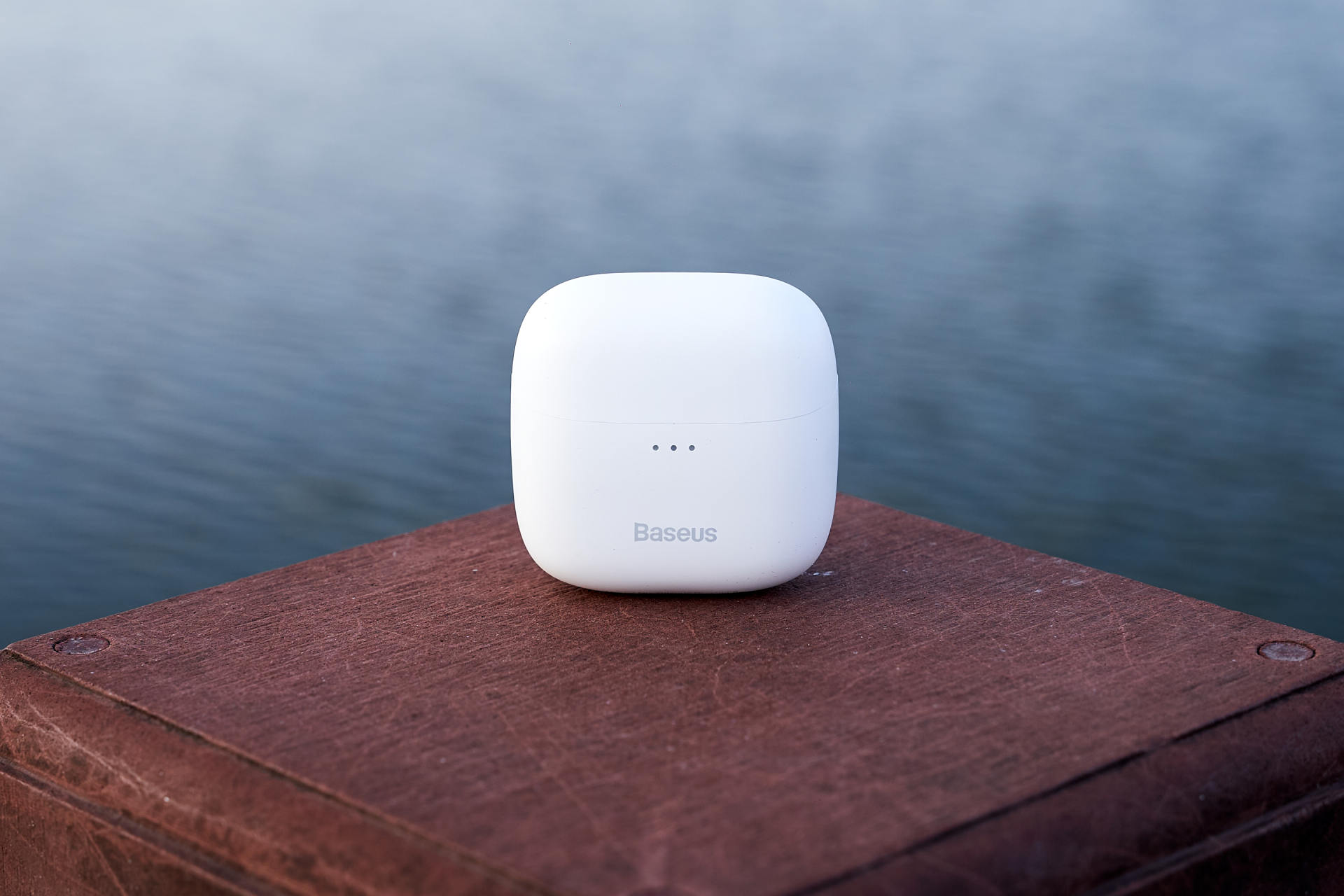 倍思蓝牙耳机e3和e8哪个好,倍思e8耳机价格京东