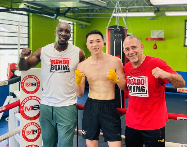 徐灿被ko视频全集,徐灿被击倒比赛