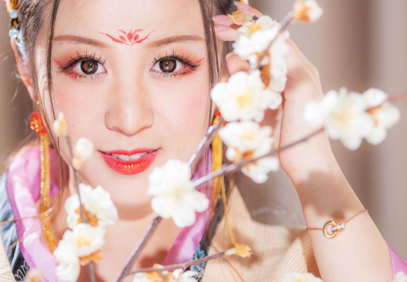 铜梁影楼化妆培训班,鹤岗影楼化妆培训班