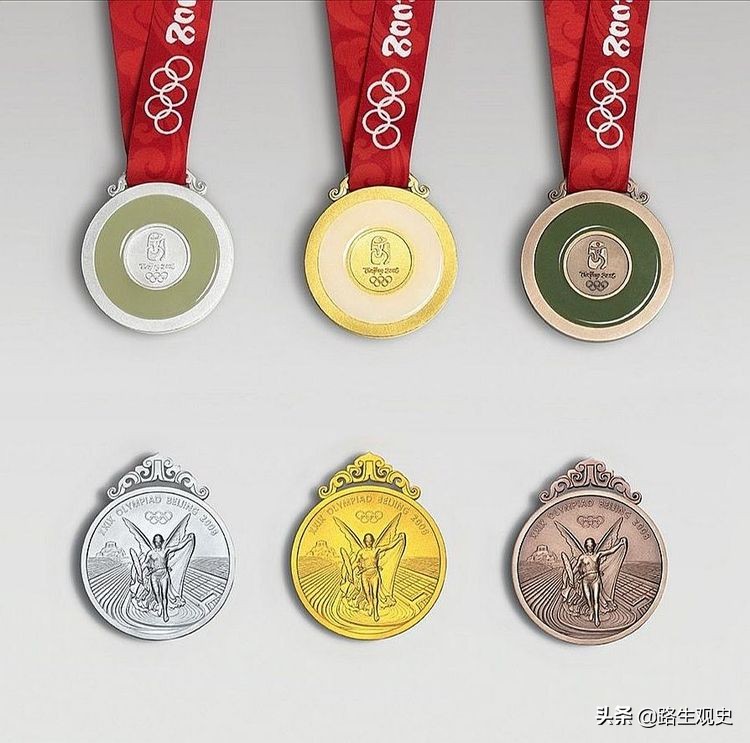 *疆新**有2座山，让黄金与美玉在2500年前相遇，影响了中国人的审美