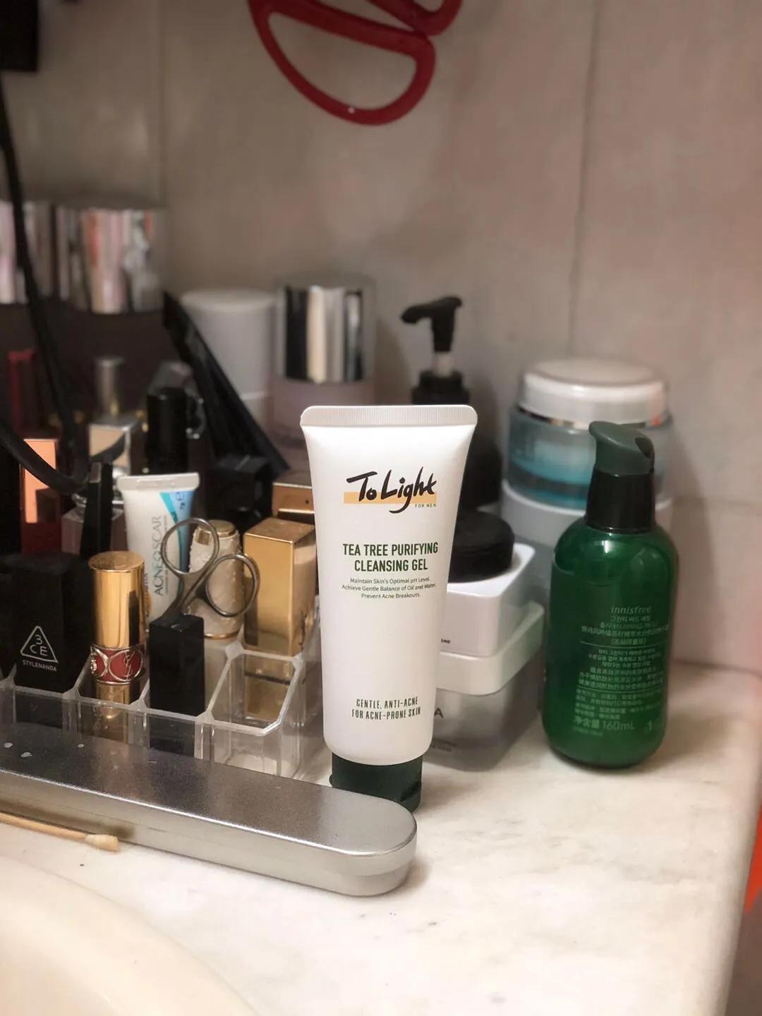 积雪草氨基酸洗面奶女士专用控油,积雪草氨基酸洗面奶男生可以用吗