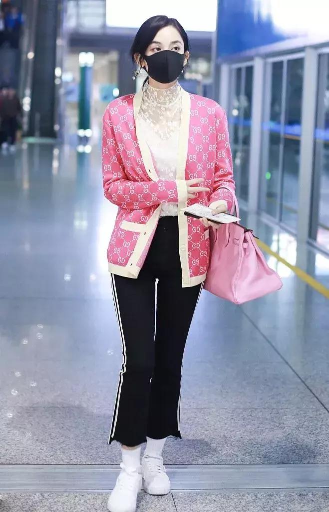 周冬雨的大胆穿搭,周冬雨正确穿搭