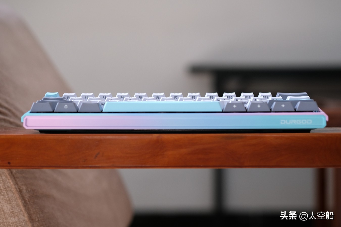 鏉滀冀k320w104閿洏璇勬祴,鏉滀冀閾惰酱閿洏娴嬭瘎