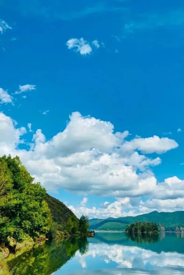 泸沽湖天空之镜怎么去,泸沽湖哪里有天空之镜