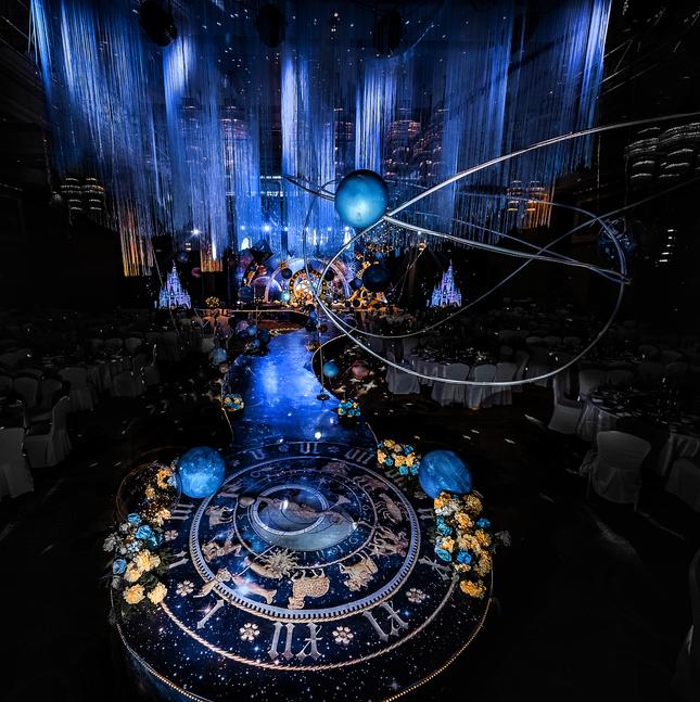 蓝色的星空简谱歌谱,蓝色的星空原唱现场版