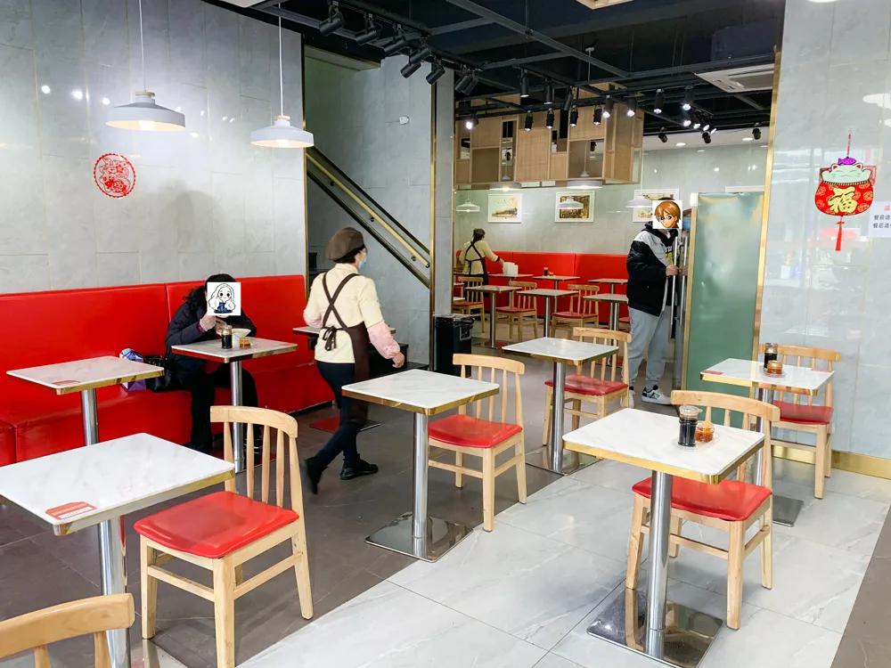 恢复堂食第一顿饭视频,恢复堂食第一天的感觉