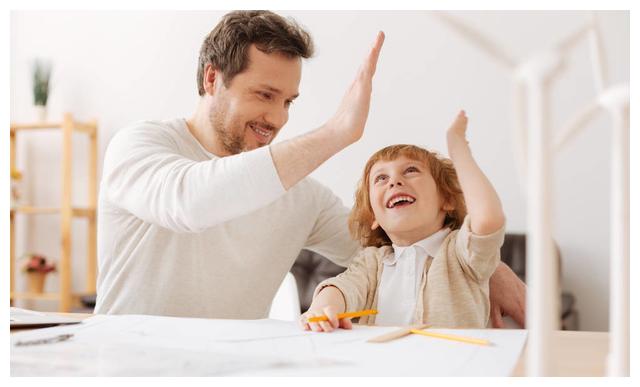 小孩爱搞破坏而且屡教不改怎么办,小孩总是故意搞破坏怎么办