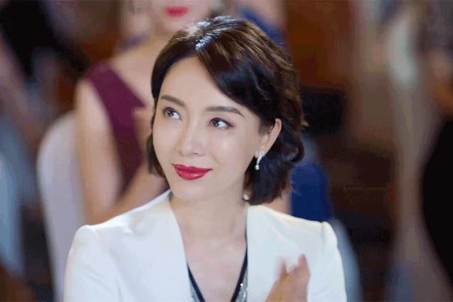 44岁陈数穿西装 (42岁陈数红色西装)