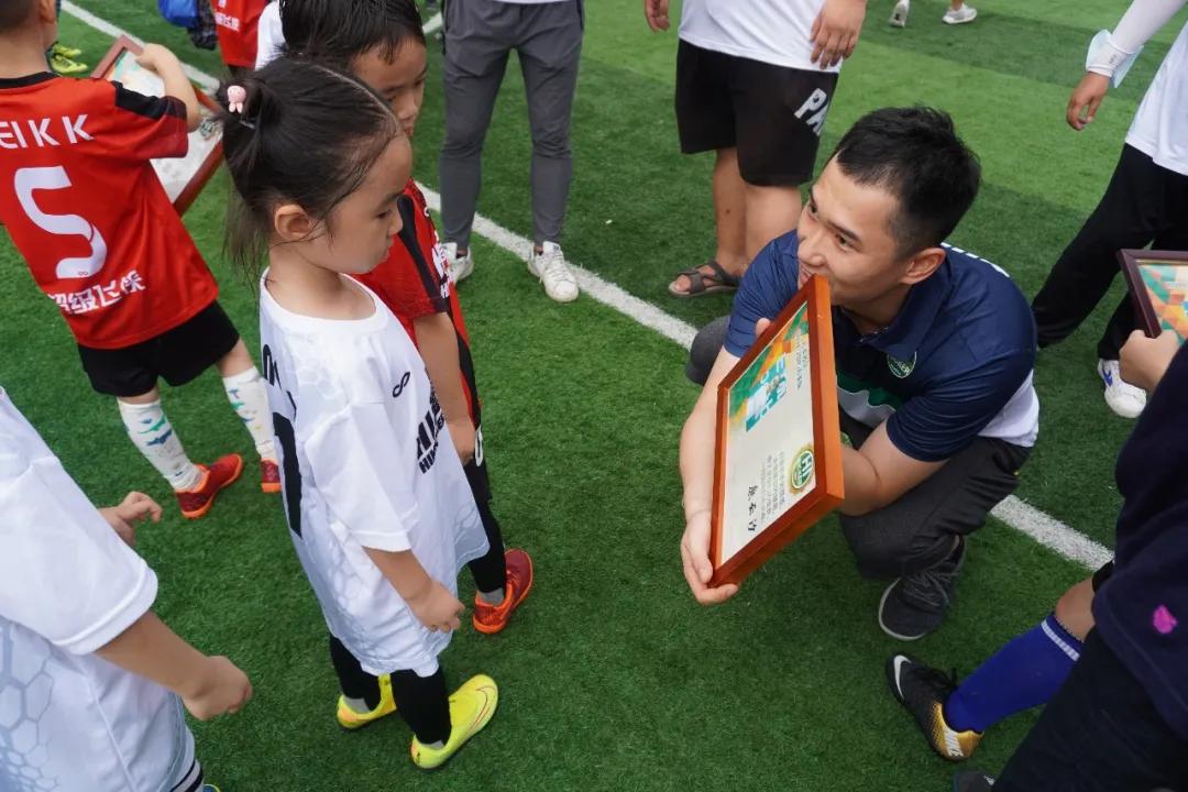 逐梦赛场迎篮而上,逐梦场