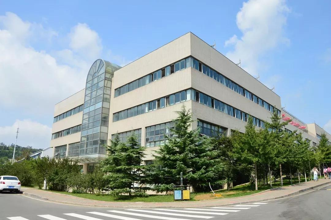 辽宁省高校(三十二)大连外国语大学