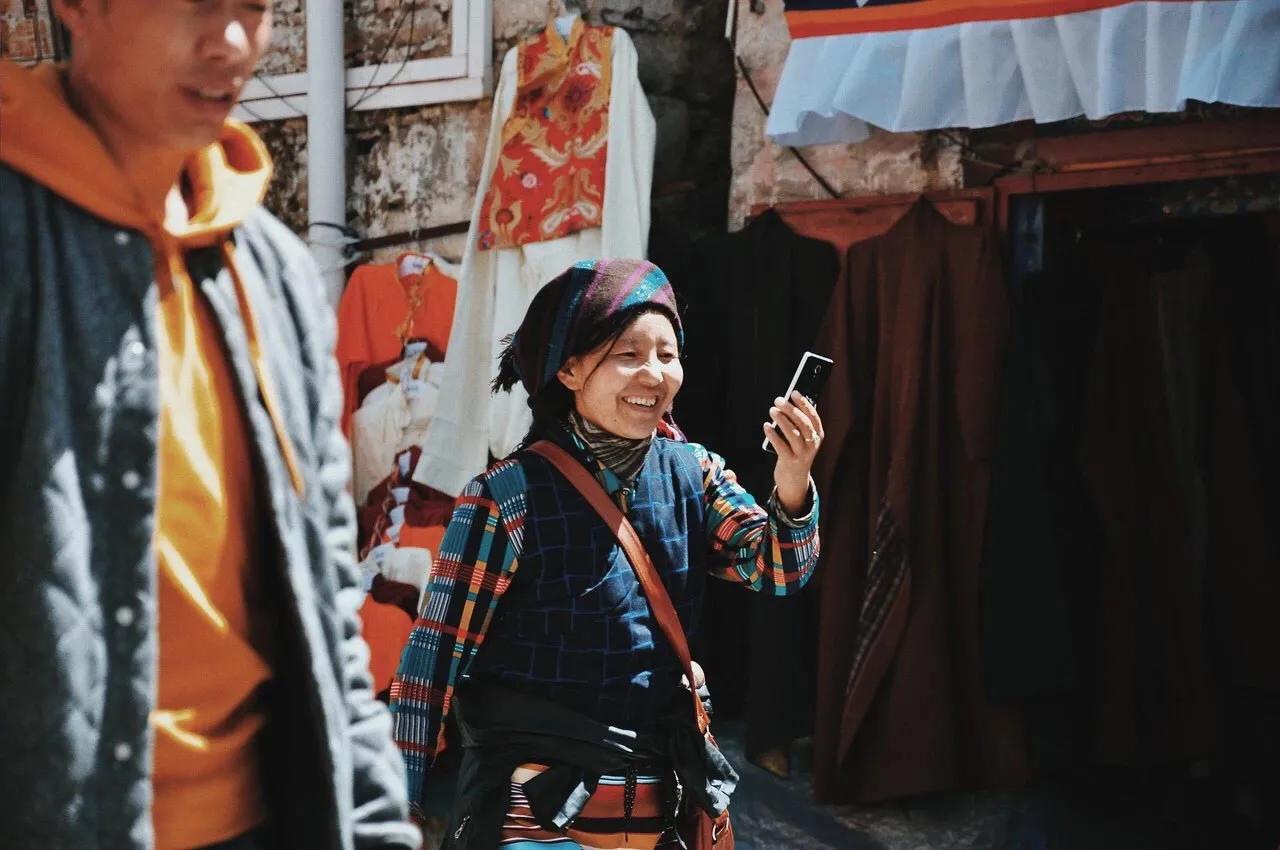 中国唯一不收费的高速公路,中国旅游风景最好的四条高速