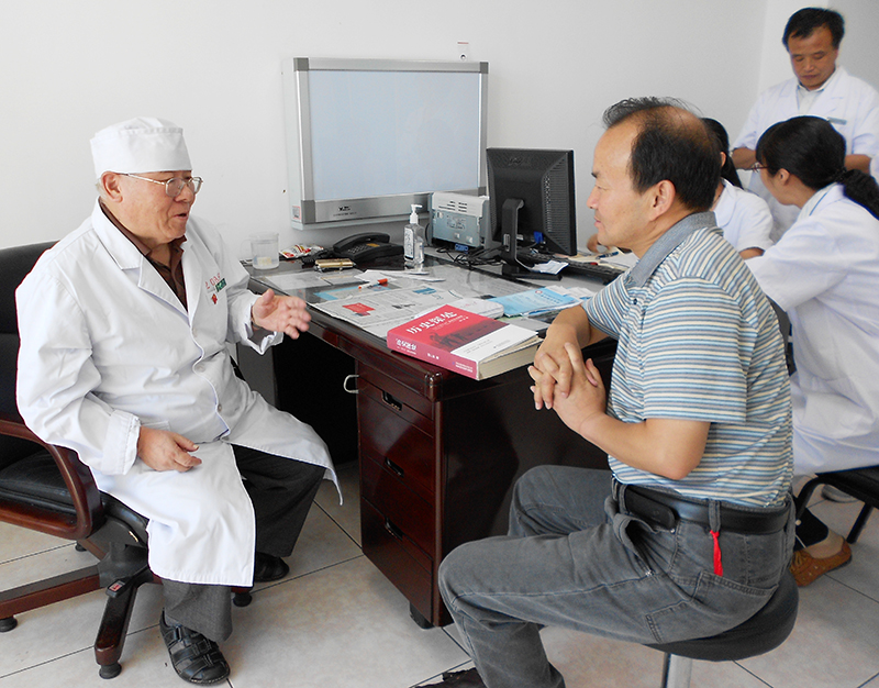 许铣在哪儿出诊,许铣医生怎么样