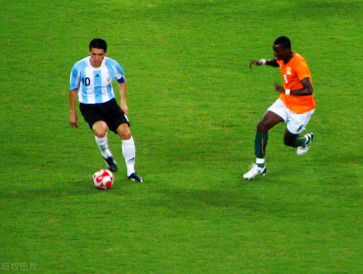 “医生，我一在豪门呆着就不舒服”盘点那些在豪门踢不出来的巨星