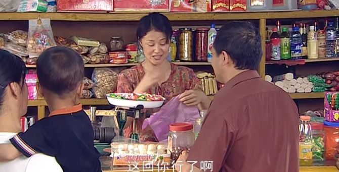 两年卖出2.61亿包纸巾,藏在县城的亿万生意