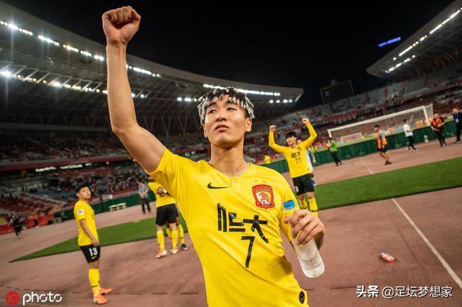 中国足坛巨星c罗,c罗足坛十大巨星