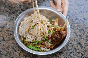 广西低调小城竟然藏了个小奈良,广西有座低调的养老小城