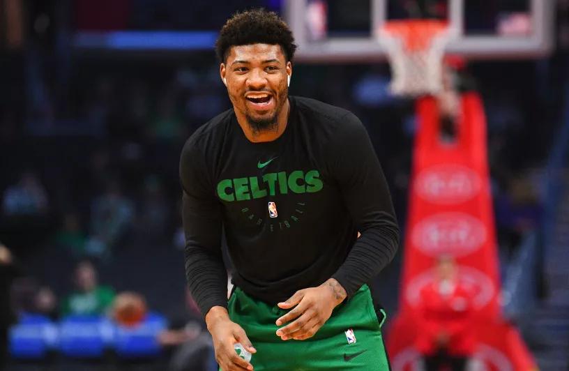 香蕉船詹姆斯救的是谁,香蕉船詹姆斯照片