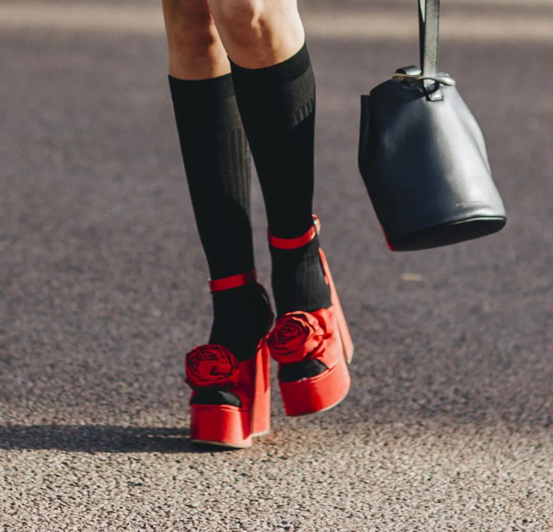 松糕鞋为什么不流行了,松糕鞋怎么样才好看