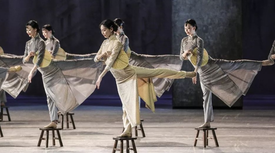 永不消逝的电波唯爱与信念,永不消失的电波唯爱与信念