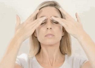 使底妆服帖的精华适合混油皮,大干皮亲妈粉底液大推荐