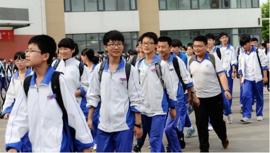 中考400分建议读什么学校,中考400到500分的家长应该怎么办