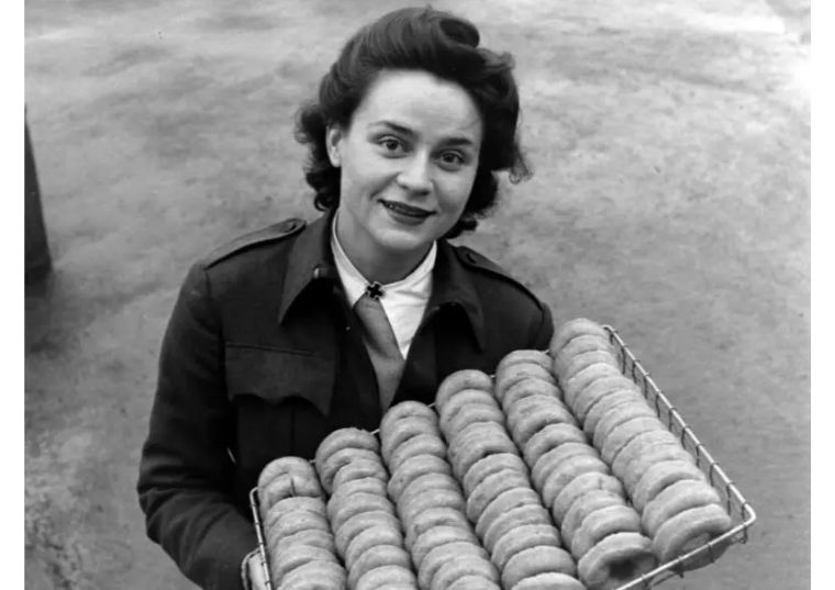 甜甜圈中间为啥有个洞？