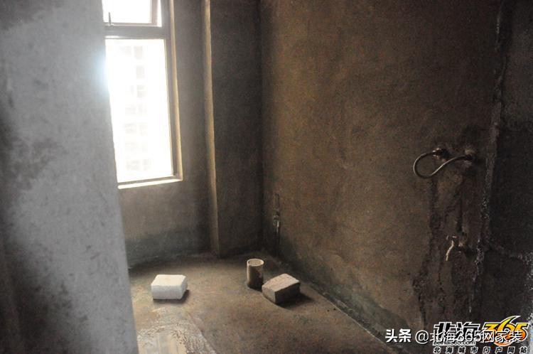 探海悦华府工地，意外发现“男士*用御**”，厉害了word哥