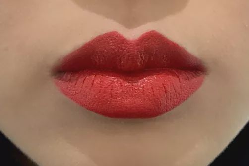 正红色的口红哪种最好用,无滤镜口红哪种好用女士