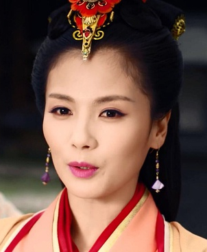 颧骨两边不对称也可以长得好看吗,颧骨突出对五官的要求更高