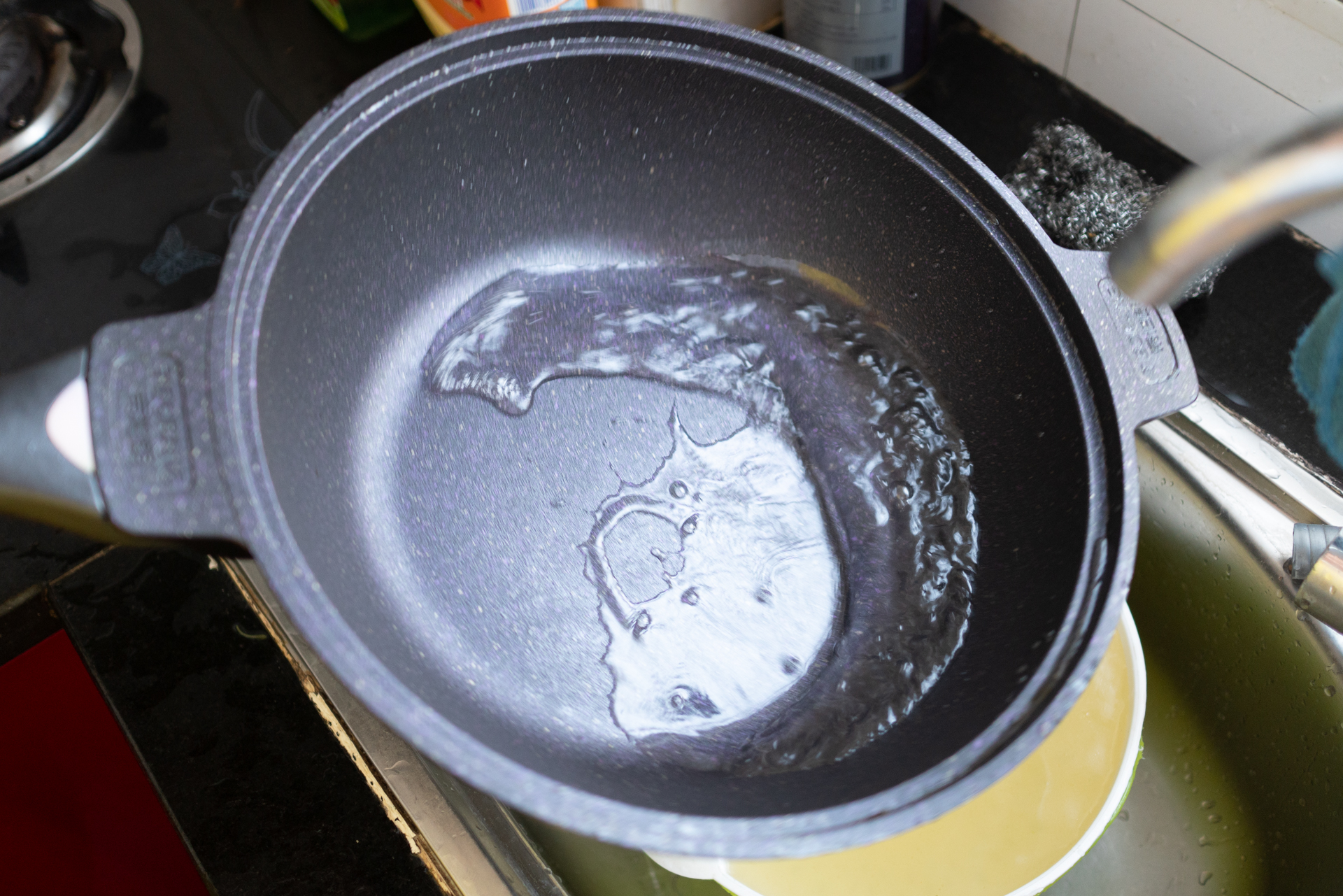 一口锅一道菜撑起了一家店,一口锅传承百年