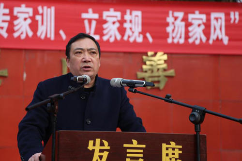 为什么说菜不摆三筷不摆五,为什么菜不能摆三筷不成五席