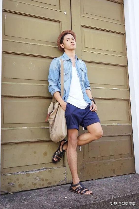 少年感十足的衬衫怎么穿,女生衬衫推荐学生党怎么穿