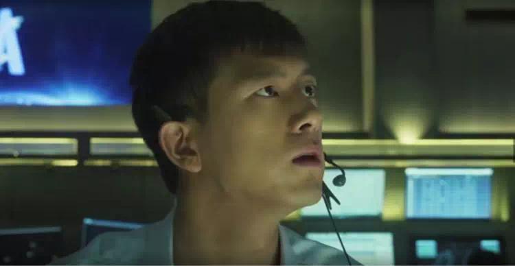 欧豪浓妆,欧豪化妆与不化妆比较