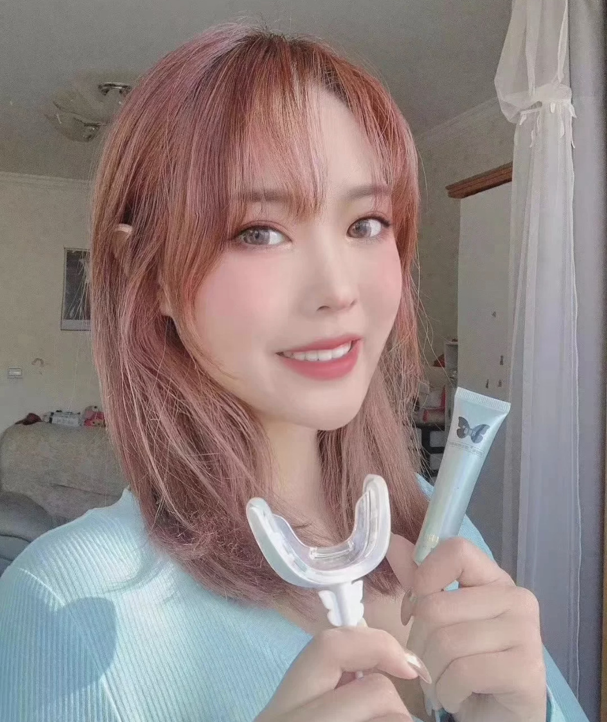 无危害的牙贴,市面上卖的美牙贴管用吗