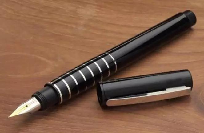 如何看lamy钢笔型号,lamy钢笔小知识