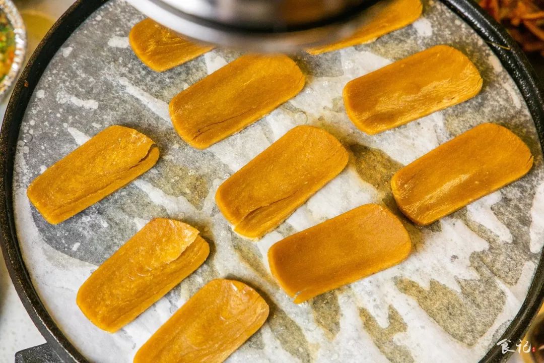 正宗襄阳烤肉视频,襄阳韩式烤肉