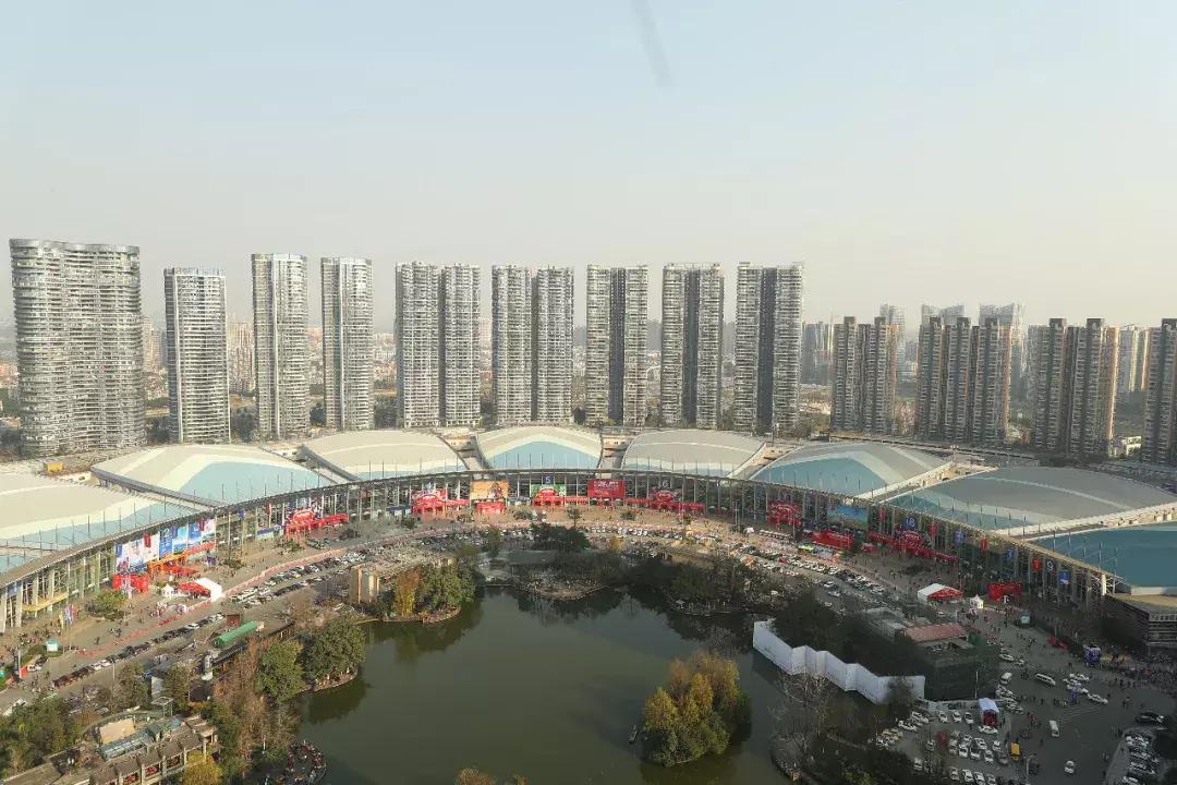 国庆购物打卡新地标！9月28-10月7日相约世纪城秋季服博会