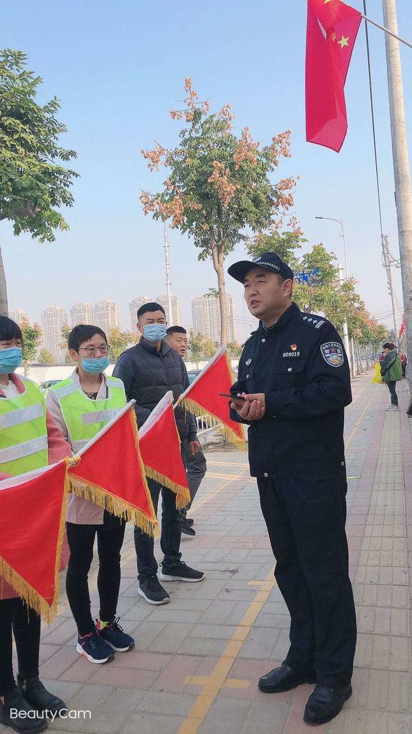17年，记满了整整96本！郑州一“片儿警”的日记里写了啥？