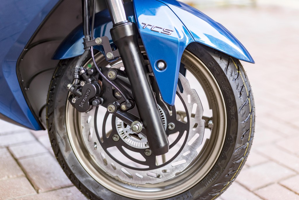 krv踏板摩托车,光阳krv180踏板摩托车