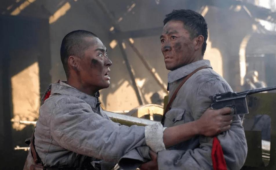 5部高评分经典军旅片，看完后整个人“热血澎湃”，你看过几部？