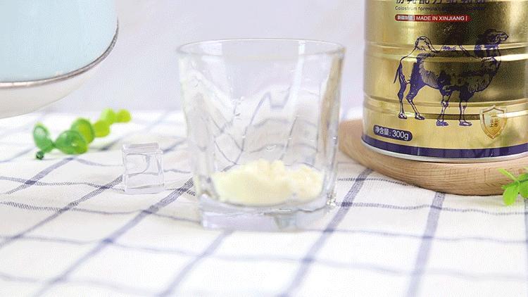 骆驼奶粉的功效与营养价值,骆驼奶粉和牛奶粉哪个营养价值高