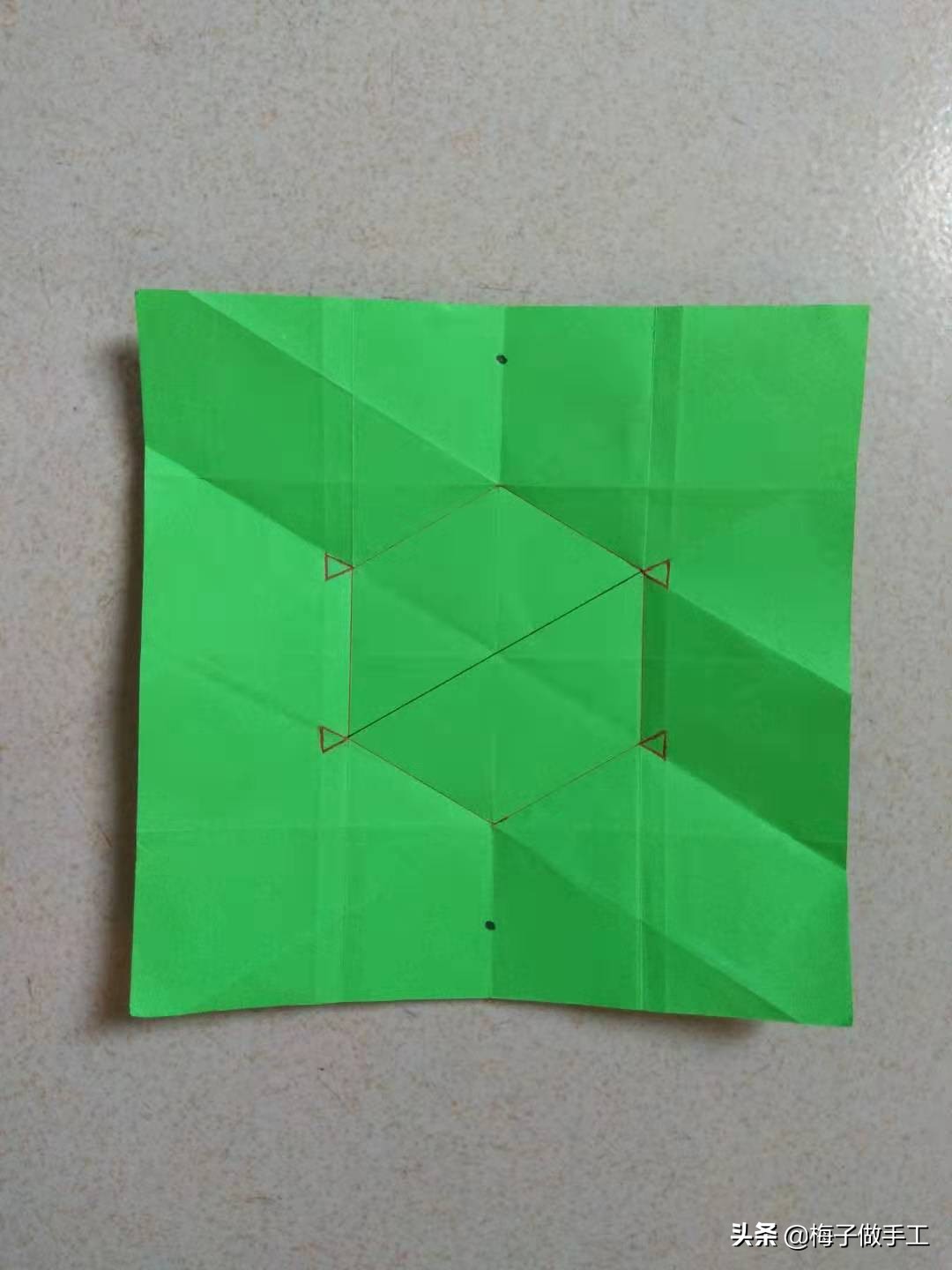 怎么折实心六芒星,手工折纸四角星怎么折