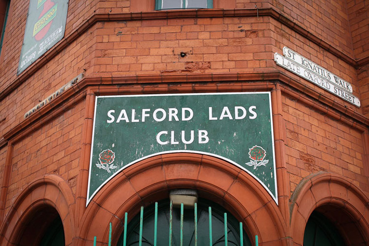 为什么我劝你一定要来大城市,去英国有必要去英格兰苏格兰吗