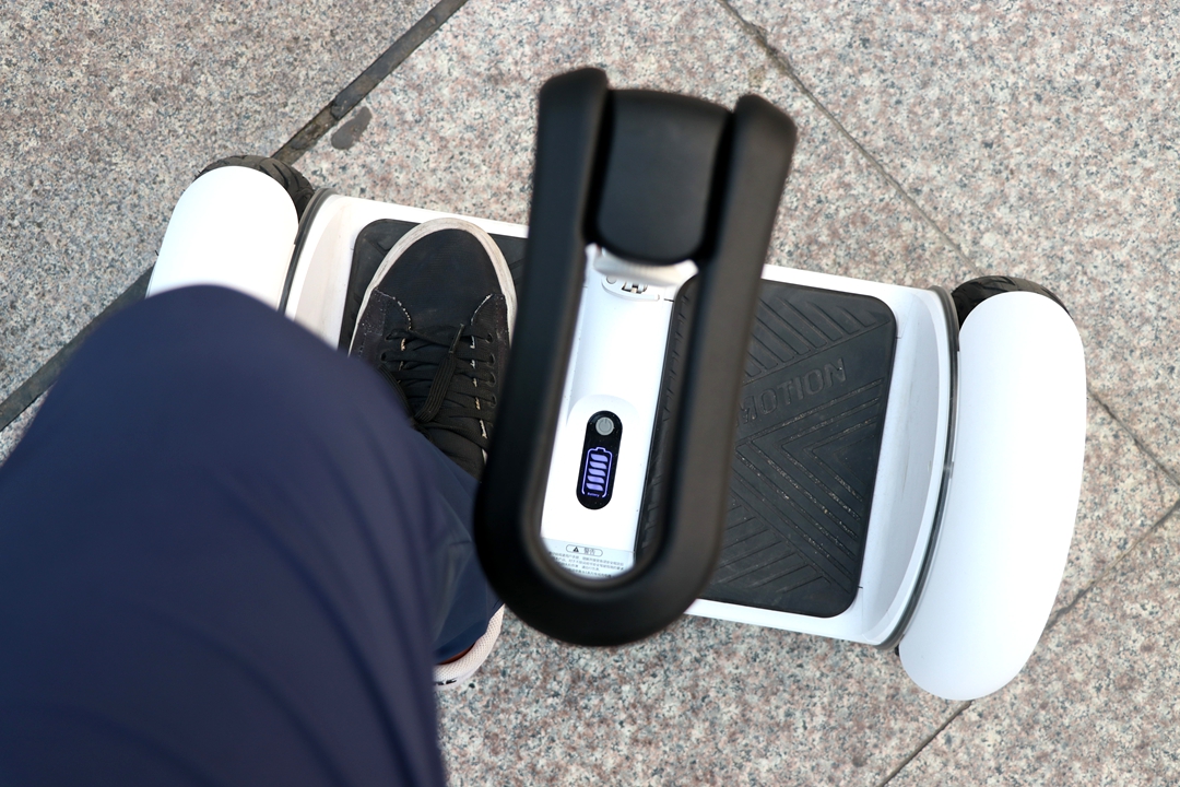 最高时速可达80公里小时,最高时速可达180公里以上