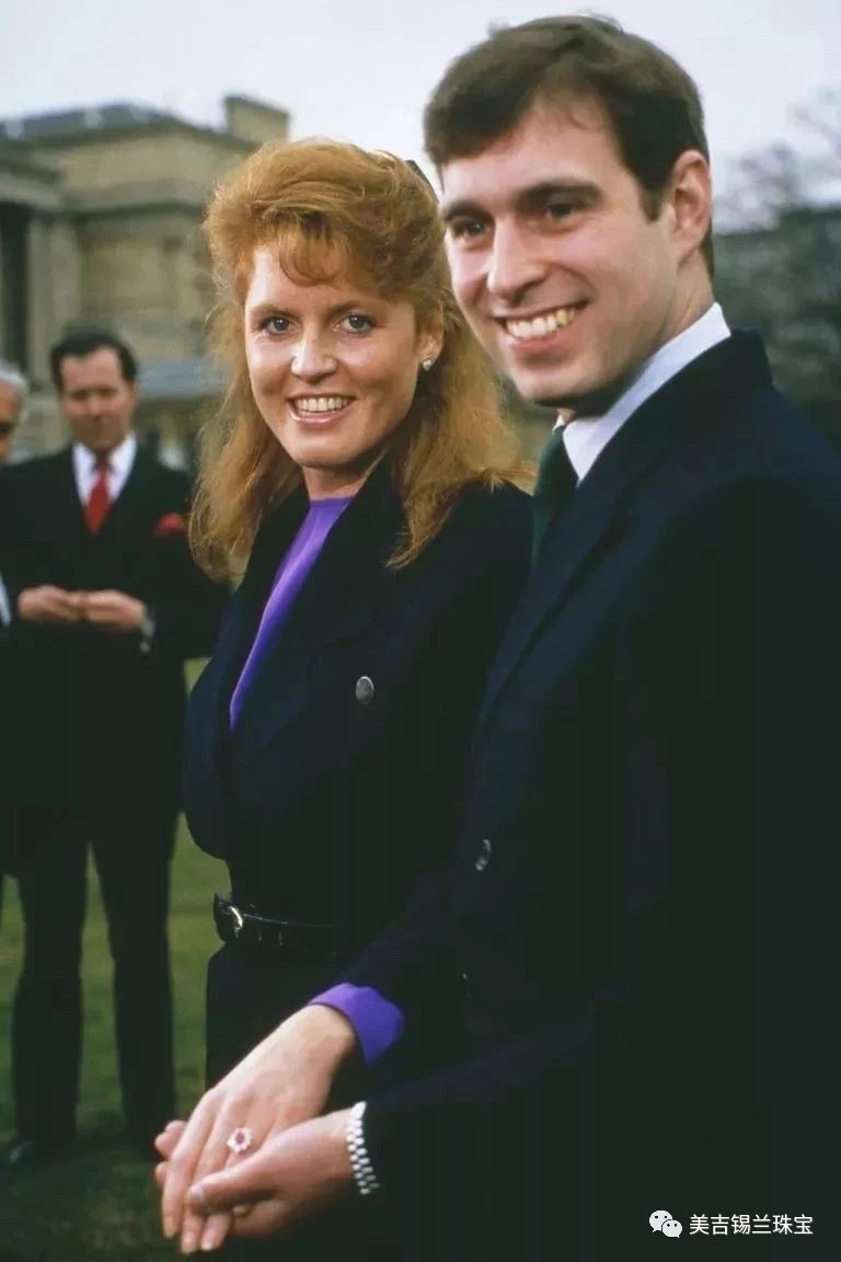 彩宝裸石定制婚戒,哪些珠宝明星戴过