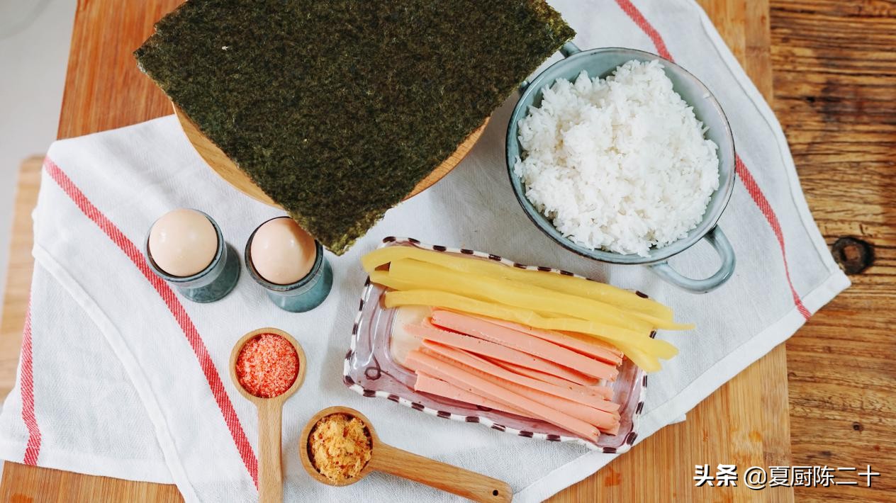 家庭版寿司简单做法,简单易做的寿司