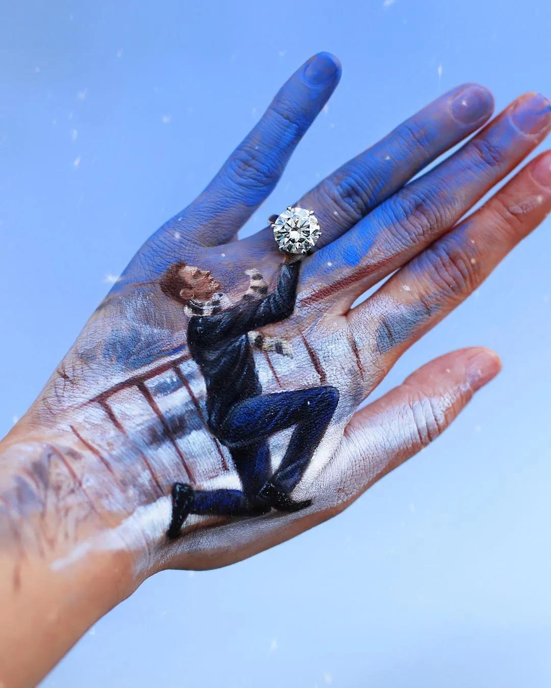 她在画画,神奇的视觉错觉画画