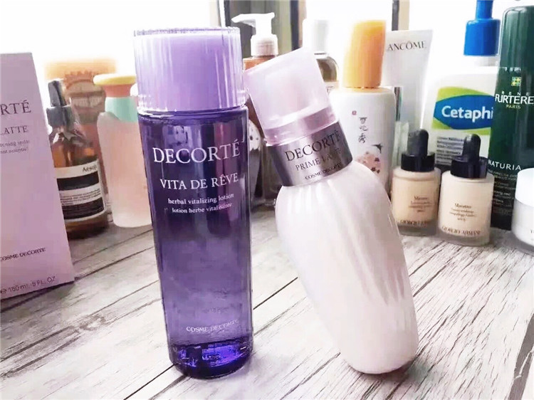 适合皮肤暗沉的水乳测评,水乳推荐20岁干皮暗沉